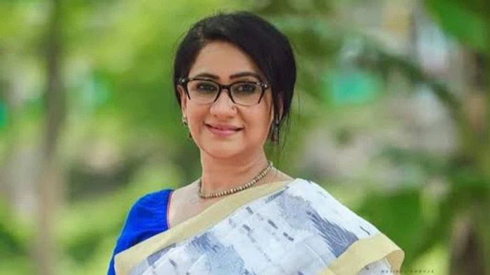 ভাড়াটিয়াদের সমস্যার কথা তুলে ধরে বাড়িওয়ালাদের মানবিক হওয়ার আহ্বান অ‌ভি‌নেত্রী মনিরা মিঠুর